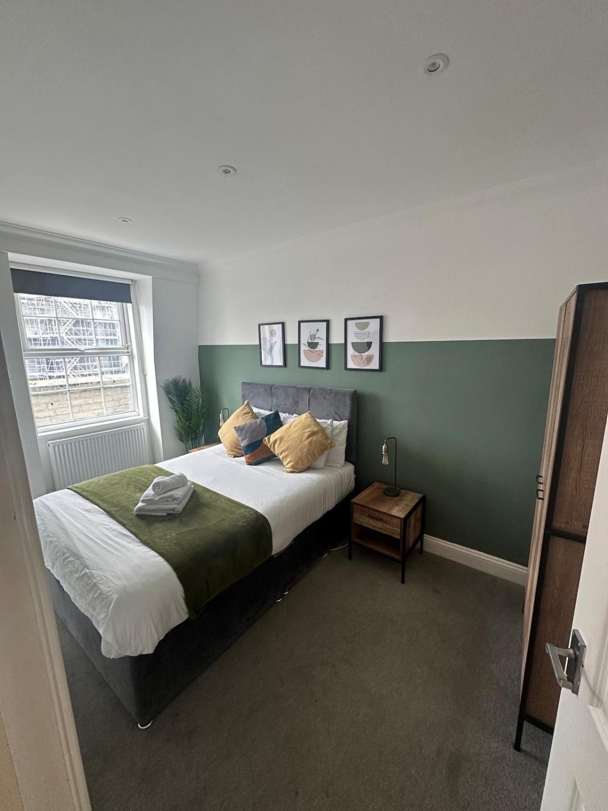 Free Parking Apartment Brighton