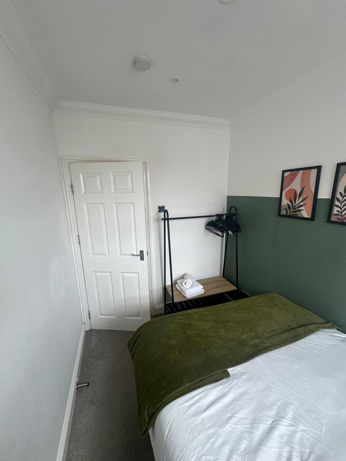 Apartment Free Parking
